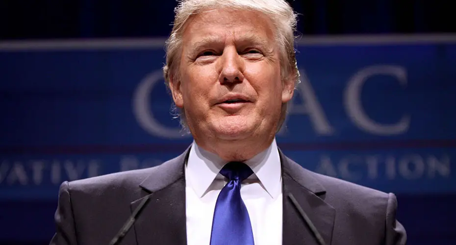 Trump minimiza ataque iraniano e fala em "hora de paz" após retaliação no Catar