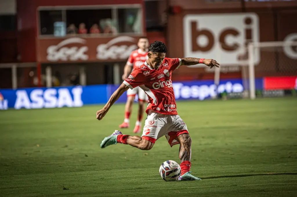 Vila Nova possui pior ataque entre os dez primeiros colocados da Série B