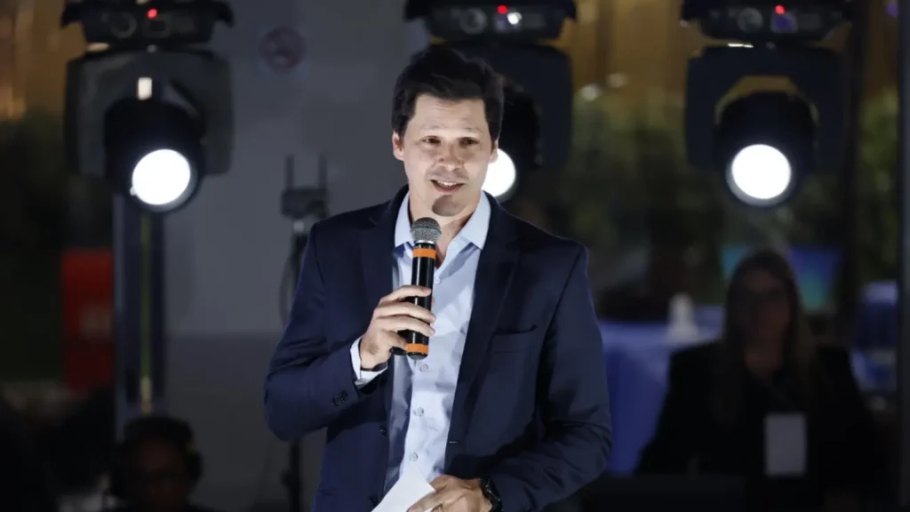 Daniel defende inovação digital para impulsionar talentos e negócios