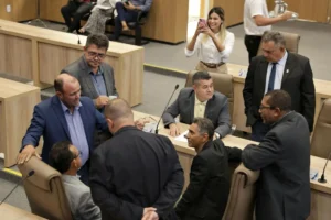 Aprovado PL que autoriza uso de imóveis públicos para habitação em Aparecida