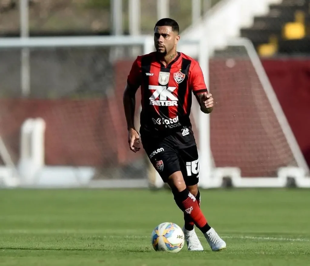 Wellington Rato, novo atacante do Goiás (Foto: Jhony Pinho | Vitória)