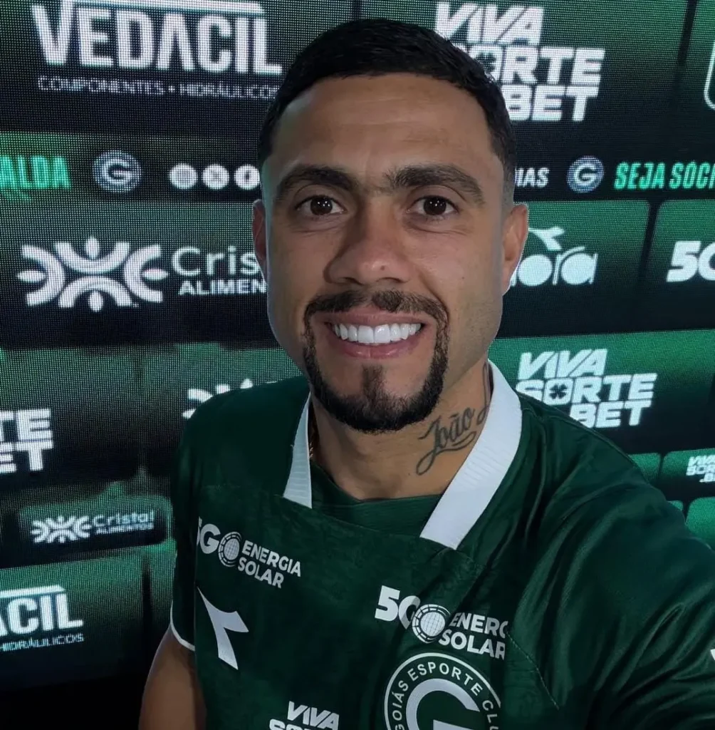 Wellington Rato, novo reforço do Goiás, já apresentado (Foto: reprodução | GEC)