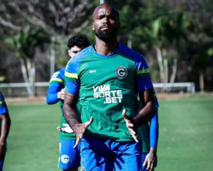 'Perdemos a liderança momentaneamente', afirma Messias após empate contra o Criciúma