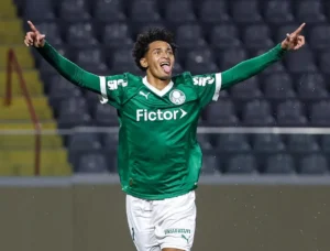 Halerrandrio, atacante da base do Goiás, emprestado ao Palmeiras (Foto: Fabio Menotti | SEP)