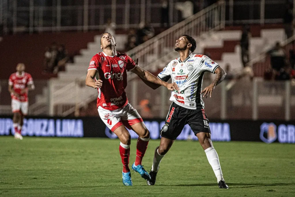 Em partida equilibrada e de poucas chances, Vila Nova e Operário-PR empatam sem gols no OBA