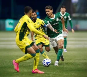 Palmeiras empata com Mirassol e soma três jogos sem vencer no Brasileiro