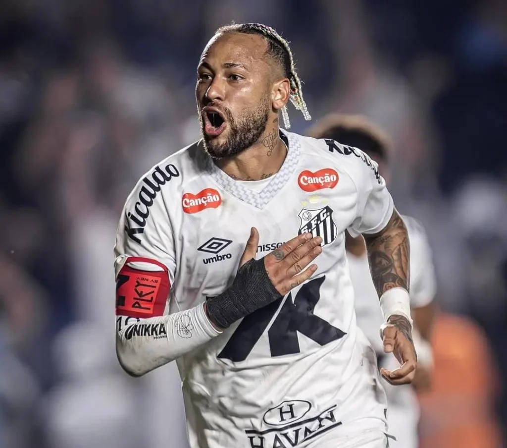 Santos supera o Flamengo na Vila Belmiro com gol decisivo de Neymar