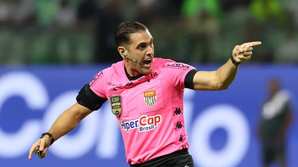 Arbitragem paulista apita duelo entre Vila Nova e Operário-PR