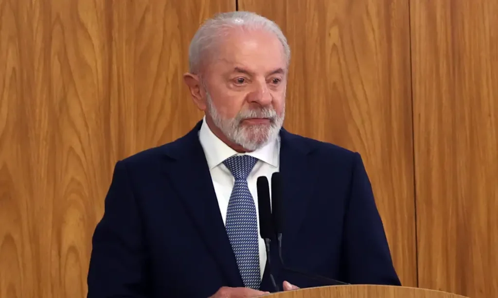 China e Brasil fortalecem Brics contra pressões externas