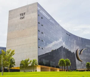 1000 F 389087246 ct2y7asoAZSdKCEK57Oky5ysCcbhdcp5