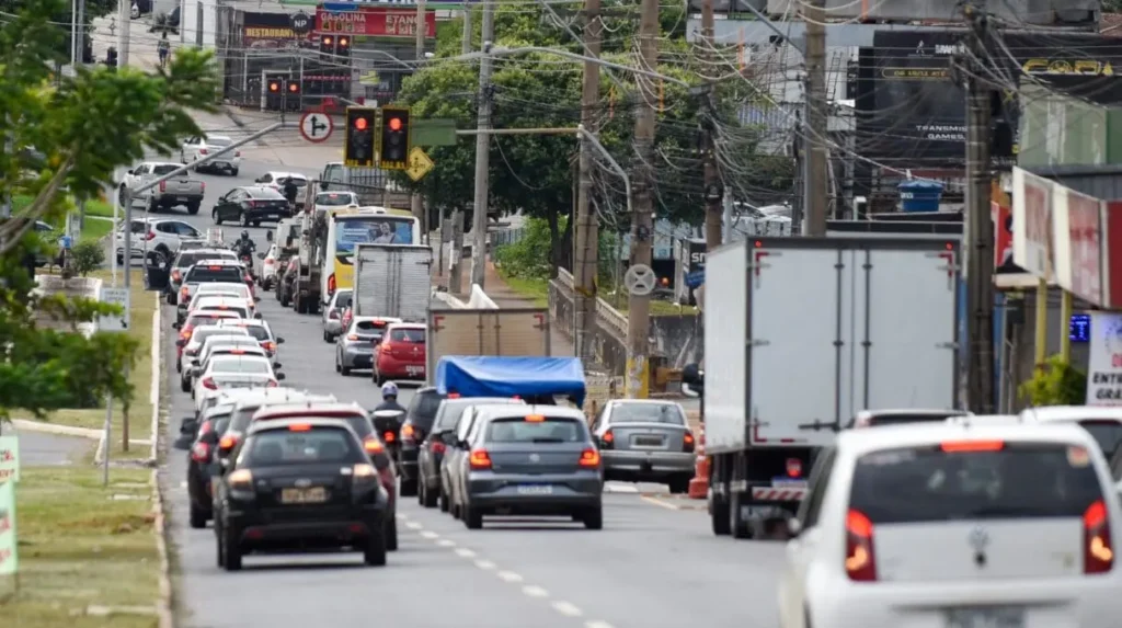 Desconto de 40% em multas passa a valer em 40 cidades de Goiás com adesão ao SNE