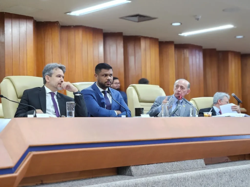 2 abre Foto Gustavo Mendes Camara Municipal 1