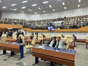 2 abre Foto Mariana Capeletti Camara Municipal