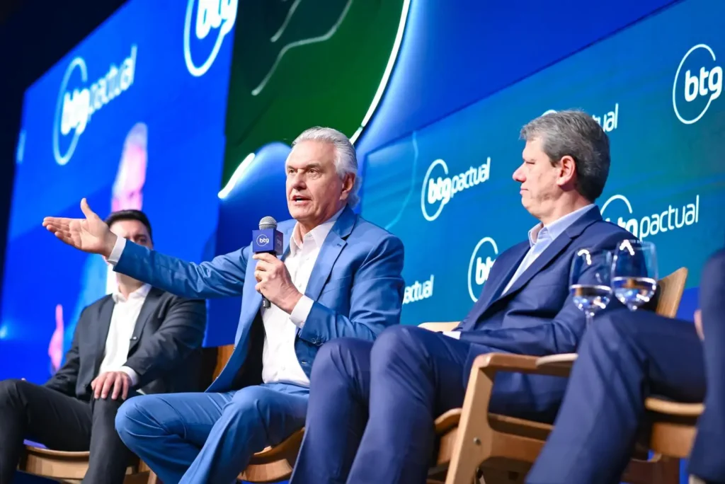 5 abre Foto Romullo Carvalho Secom