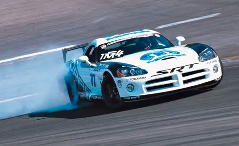 Serão 30 carros de competição com pilotos vindos de vários estados do país Foto: Divulgação