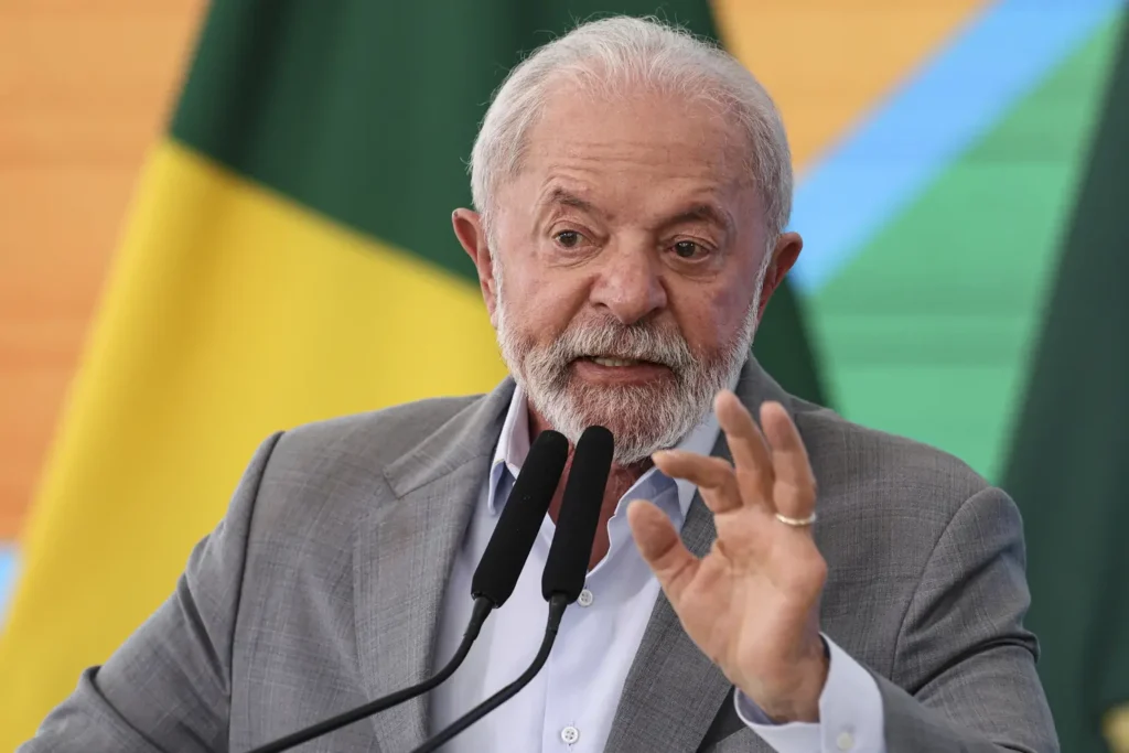 Lula prepara lista de retaliações ao tarifaço de Trump