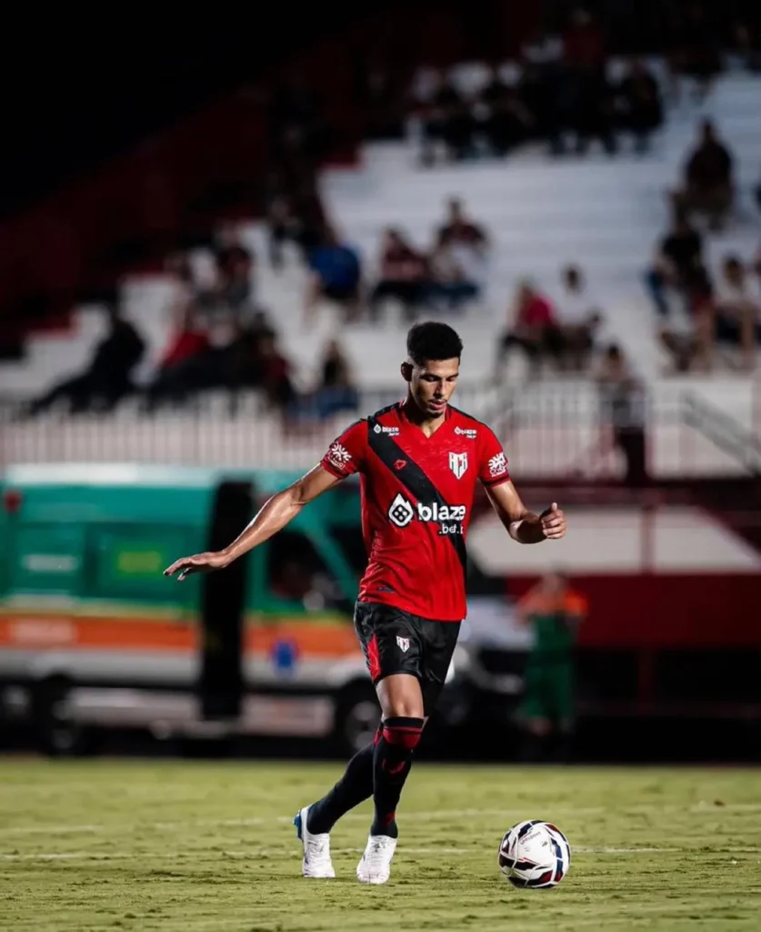 Alix e emprestado para o Red Bull Bragantino