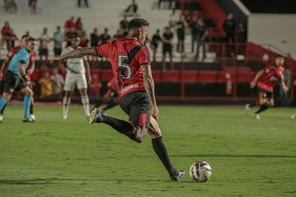 Atletico go vence botafogo sp por 2 a 0 3