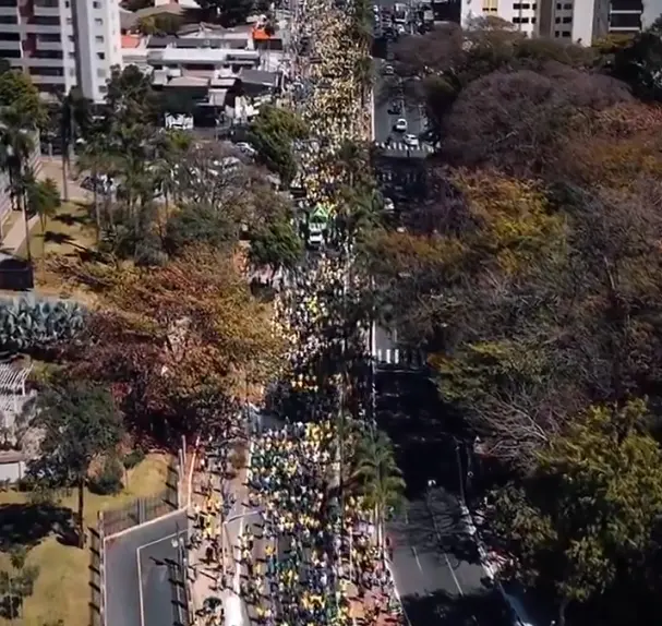 Manifestação em Goiânia reúne apoiadores de Bolsonaro contra Lula e Moraes