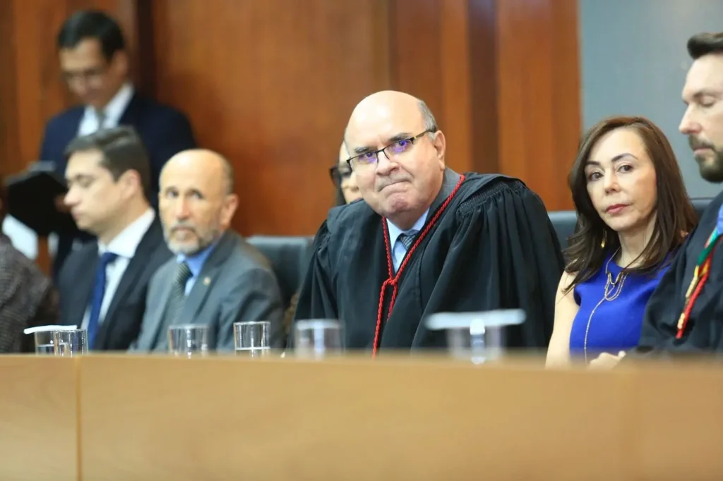 Benedito Torres se despede do MPGO “com honra, lealdade e dedicação”