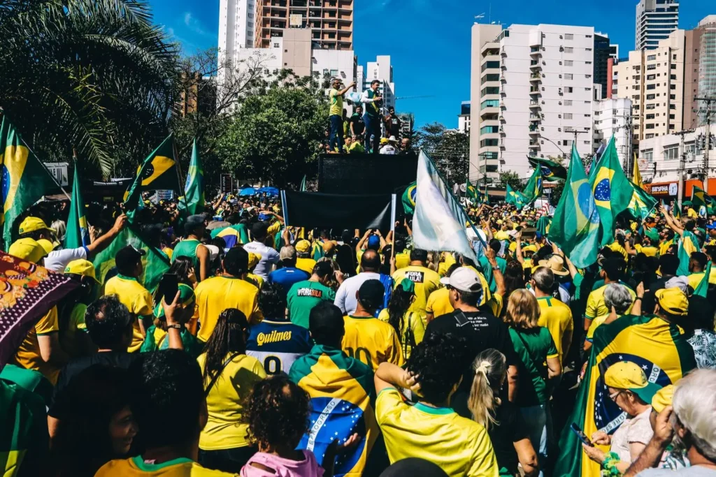 Ato ‘Reaja Brasil’ reúne multidão em Goiânia em apoio a Bolsonaro