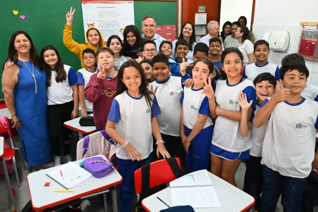 Saiba onde solicitar uma das 5 mil vagas disponíveis no mutirão da Educação