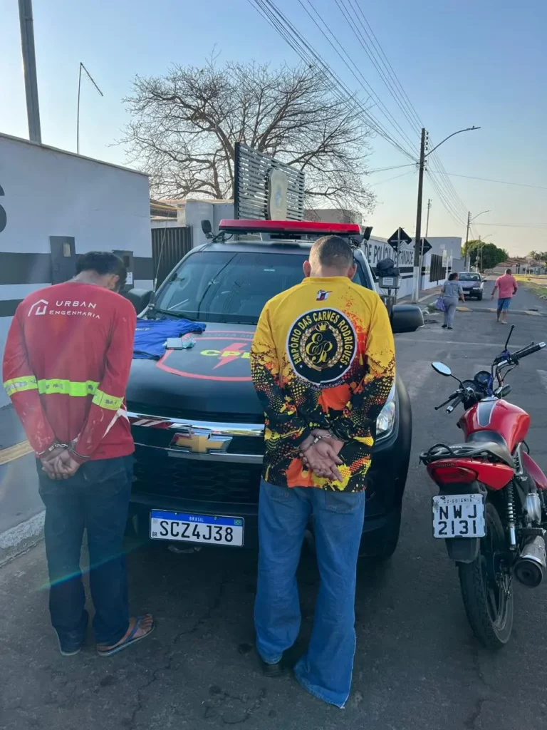 ddupla é presa suspeita sequeência de roubos aparecida