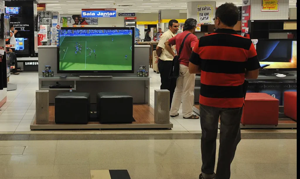 Vendas do comércio registram novo tropeço e reforçam desaquecimento Foto: Marcello Casal jr/Agência Brasil