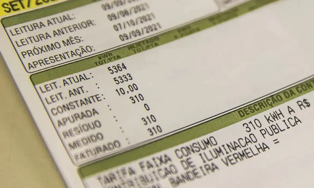 Redução nas tarifas de energia elétrica residencial e a queda nos preços dos alimentos Foto: Marcello Casal Jr./Agência Brasil