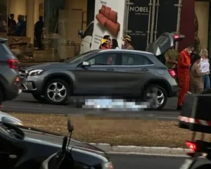 d443b5dc9561d681ab7d5980bc9eea17