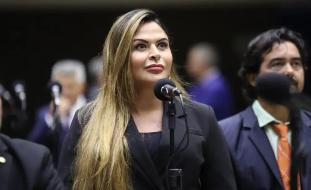 Deputada Silvye Alves denuncia assédio sexual no Congresso