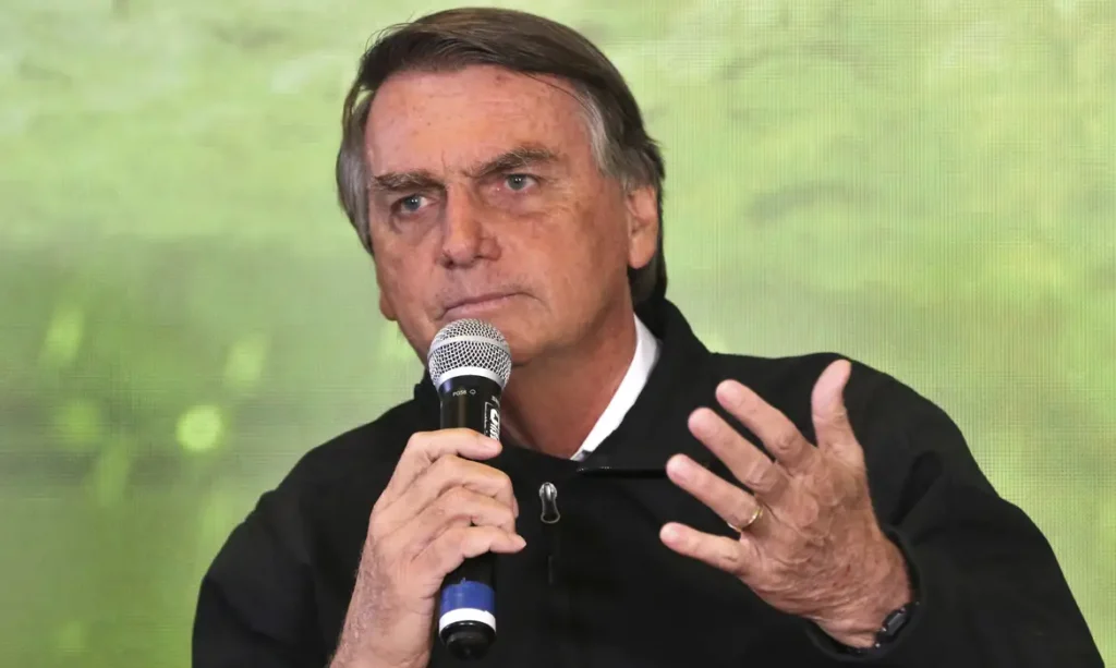 Bolsonaro realiza primeiros exames após início da prisão domiciliar em Brasília