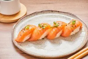 Niguiri: tradição japonesa que virou tendência no Brasil 2 unnamed 3