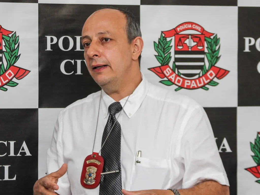 07fev2013 delegado ruy ferraz fontes enquanto titular do 27 dp distrito policial no campo belo 1543508849282 v2 4x3