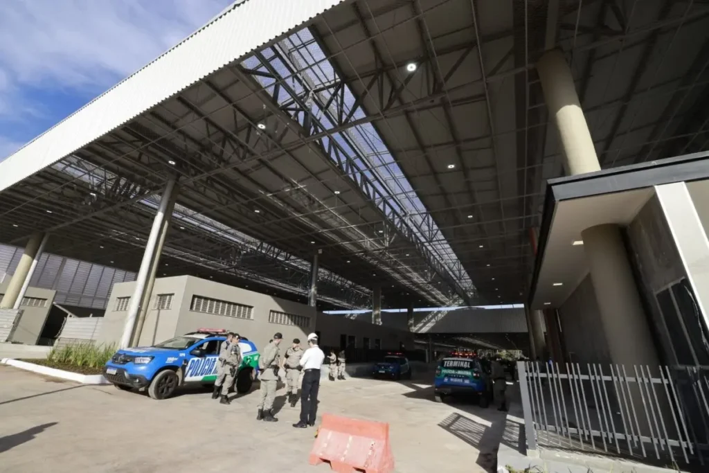 Terminal da Praça da Bíblia será entregue na próxima semana após um ano de obras