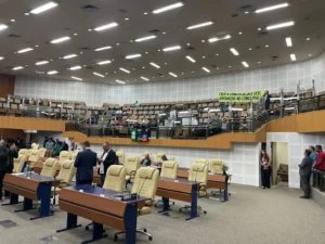 2 abre Foto Millena Cristina Camara Municipal 2