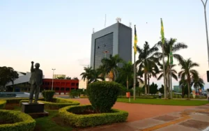 4 fecha Alex Malheiros