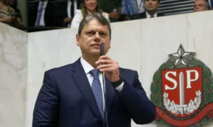 Radicalização de Tarcísio causa desconforto no setor produtivo