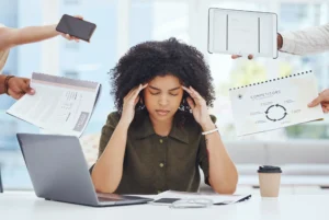 O burnout deixou de ser um termo restrito ao vocabulário médico e se tornou uma realidade presente no cotidiano de milhares de trabalhadores brasileiros Foto:Shutterstock