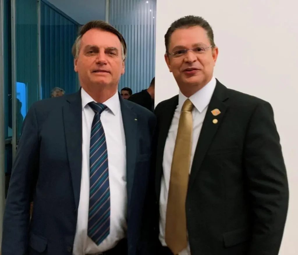 Bolsonaro e Sostenes