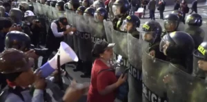 Protestos no Peru: Geração Z vai contra o governo Boluarte