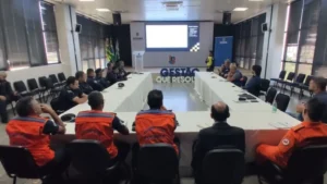 O Gabinete de Crise informou que as medidas entrarão em vigor sempre que alertas meteorológicos apontarem risco de chuvas fortes| foto:Yasmine Paiva/Secom