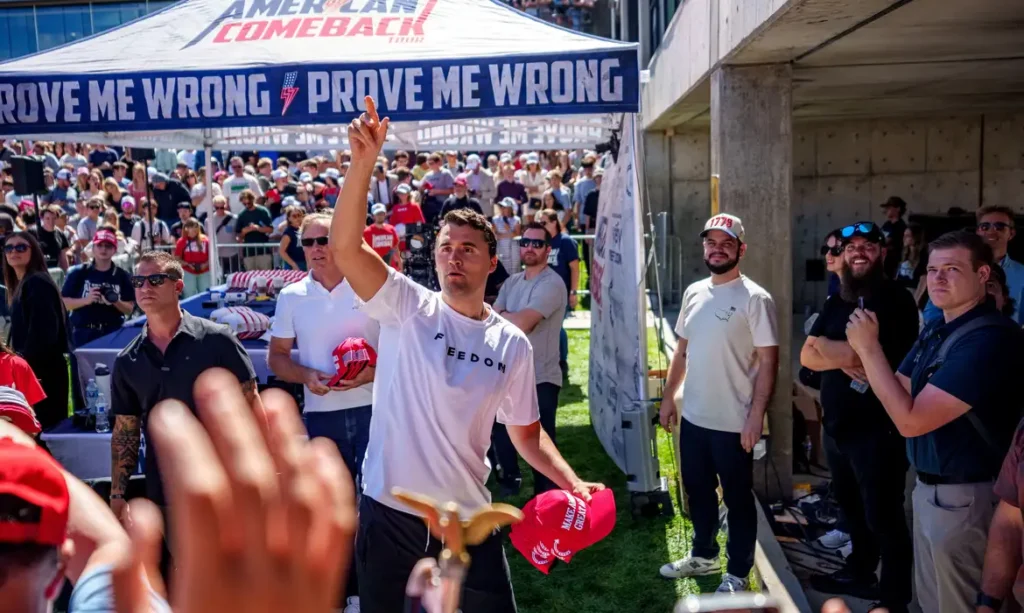 Charlie Kirk: quem era o líder conservador morto a tiros em universidade nos EUA 2 Charlie Kirk