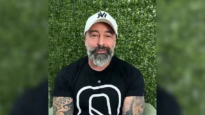 Humorista Cris Pereira se pronuncia após condenação de 18 anos de prisão