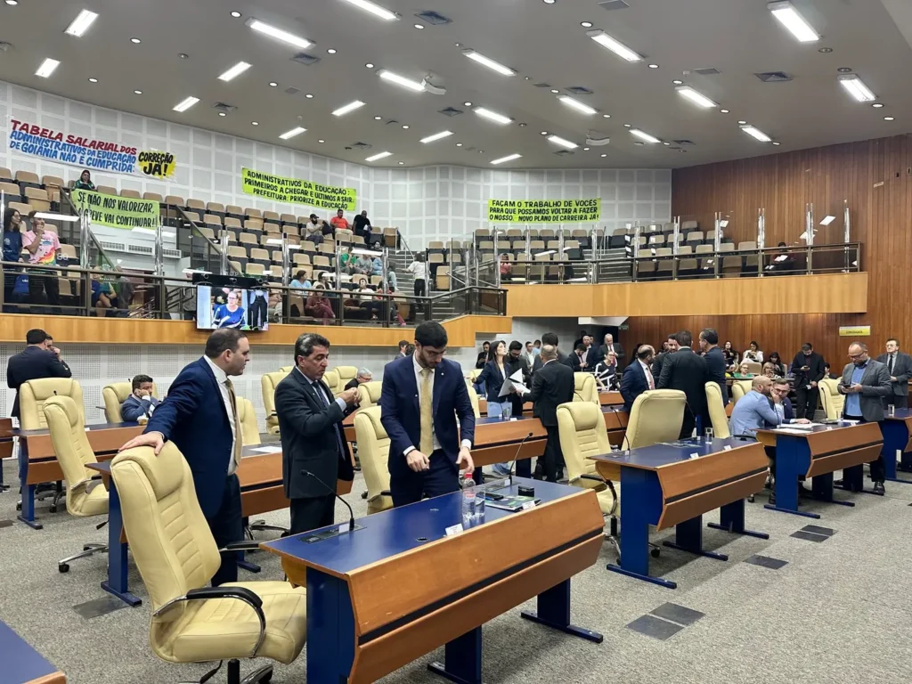 Câmara Municipal aprova data-base de 2025 para servidores municipais