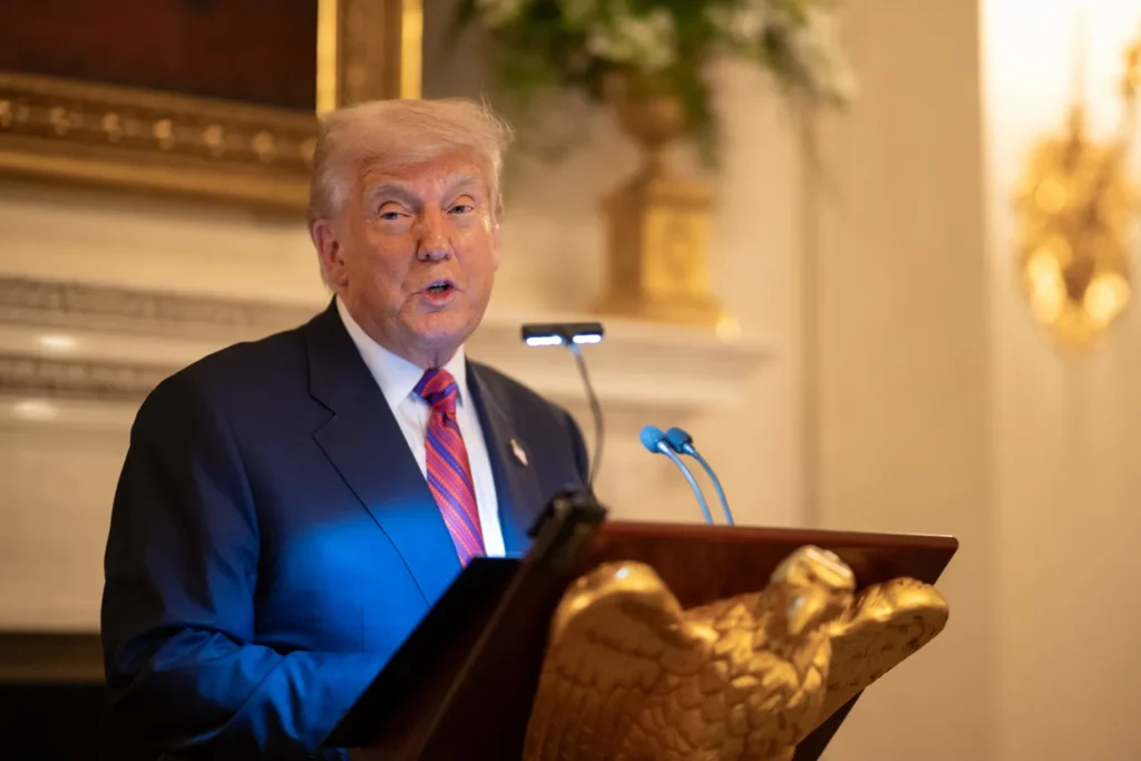 China reage a tarifas propostas por Donald Trump