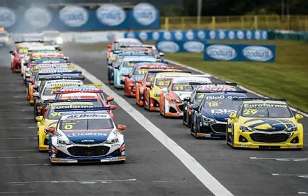 1 congresso faugo reune entusiastas do automobilismo em goiania