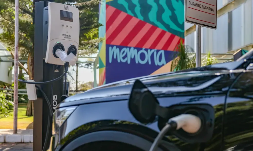 Segmento de elétricos cresce e mantém 92% dos consumidores 2 eletricos