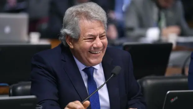 Vereadora defende Luiz do Carmo como vice de Daniel Vilela em 2026 2 Vereadora