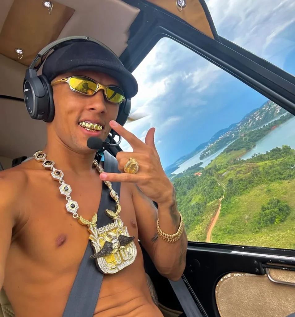 INFLUENCIADOR BUZEIRA